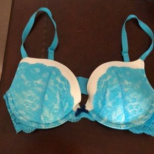 Victoria’s Secret lace bra